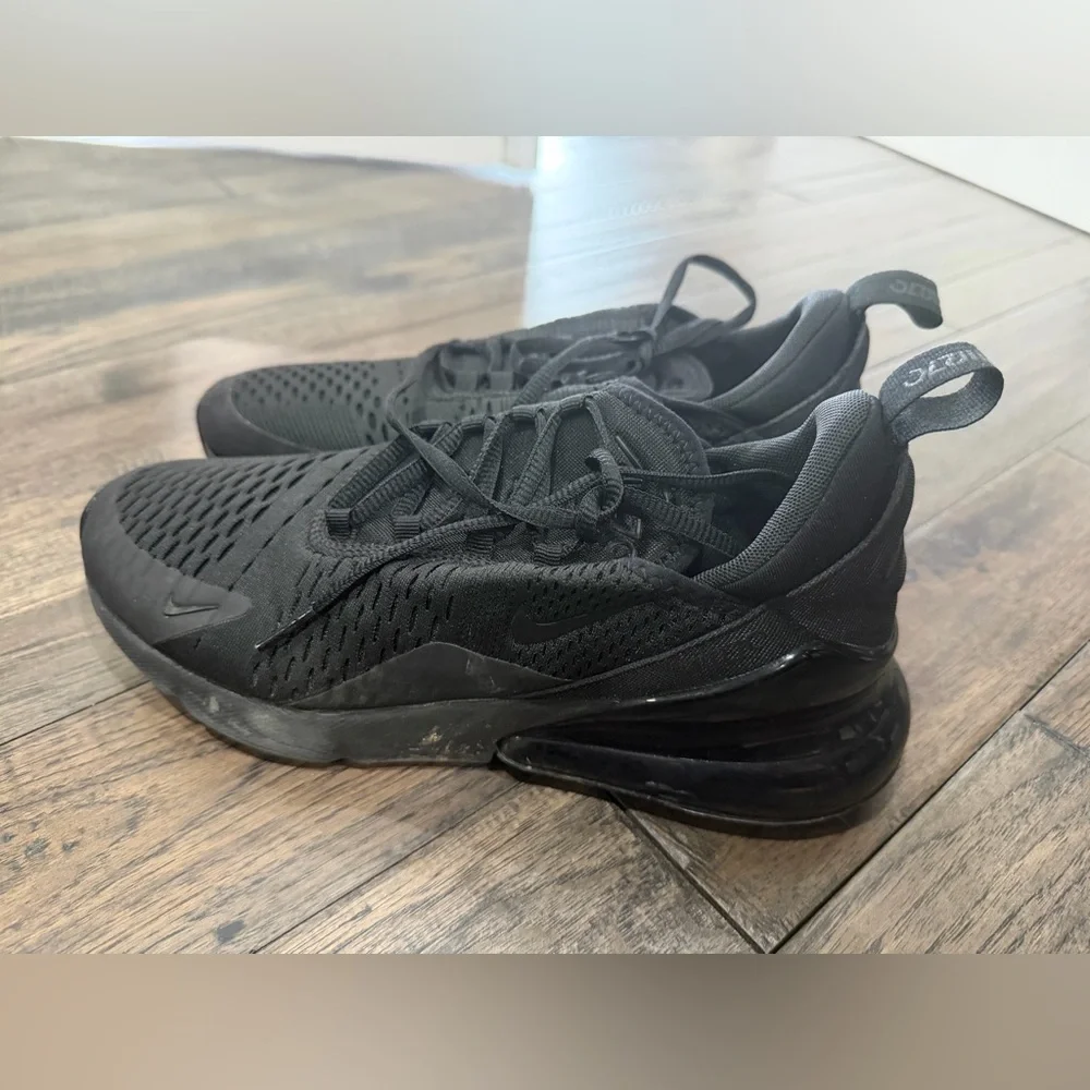Nike Women’s Air Max 270 Athletic Shoes - Black